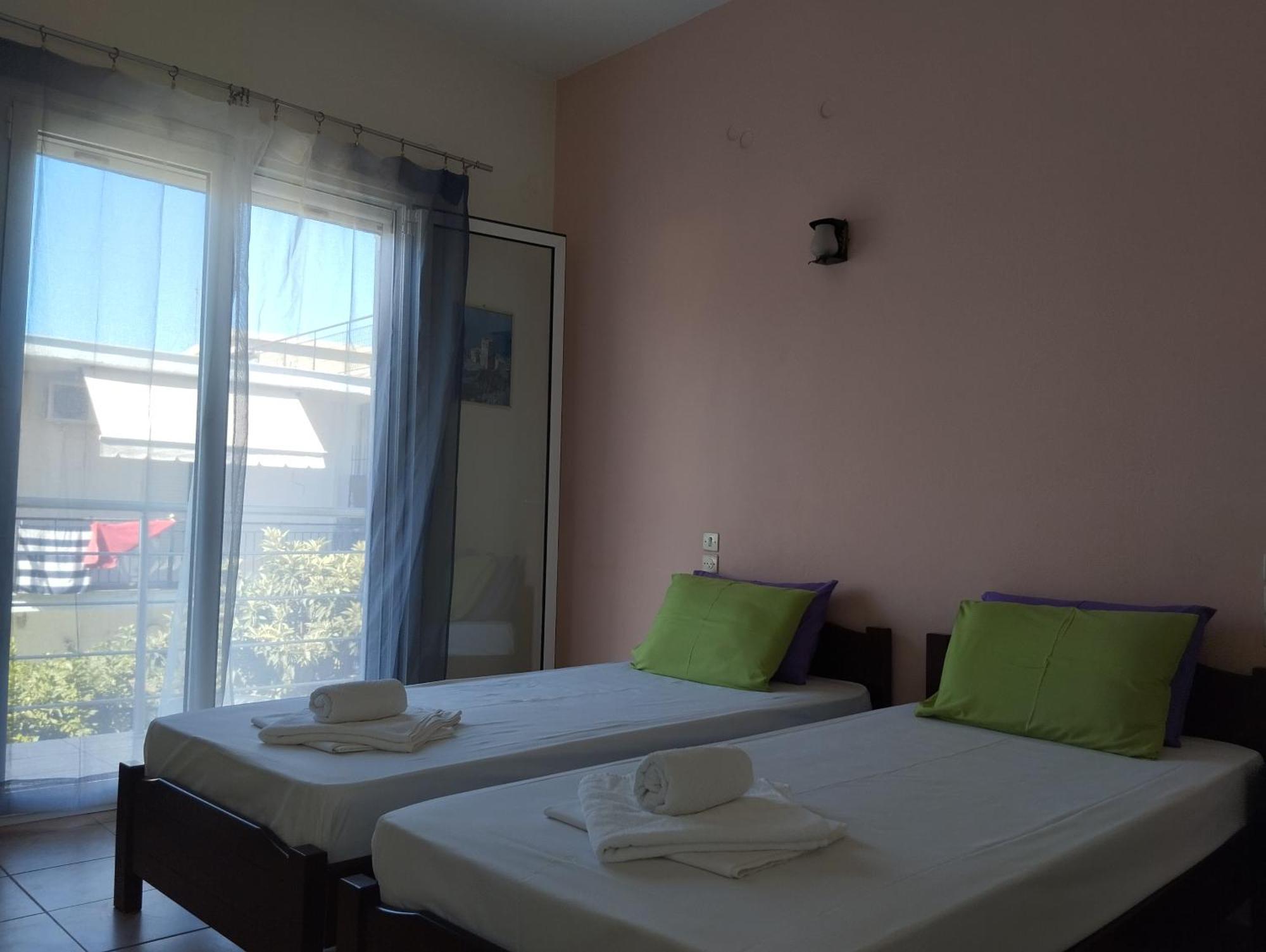 קמנה וורלה Hotel Neon Astron מראה חיצוני תמונה