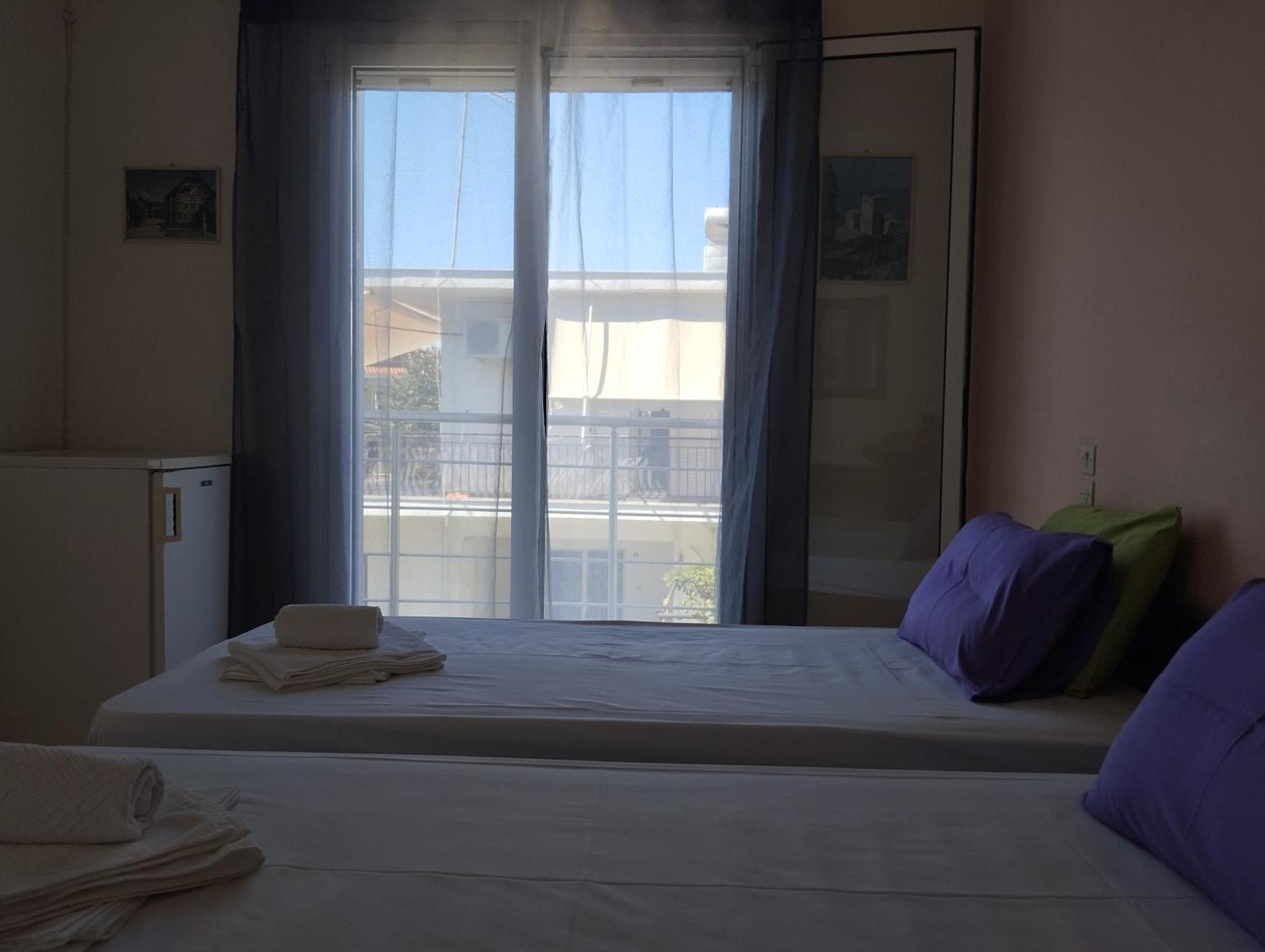 קמנה וורלה Hotel Neon Astron מראה חיצוני תמונה