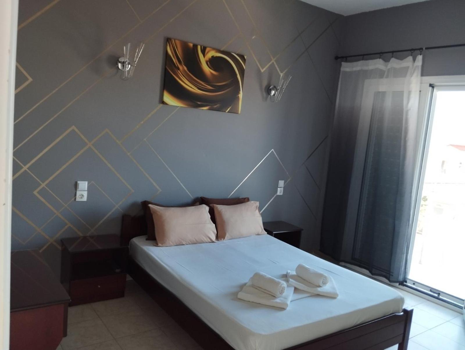 קמנה וורלה Hotel Neon Astron מראה חיצוני תמונה